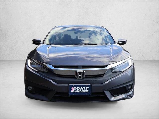 Used 2017 Honda Civic Touring image 3