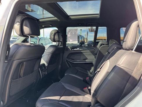 Used 2019 Mercedes-Benz GLS 550 4MATIC image 14