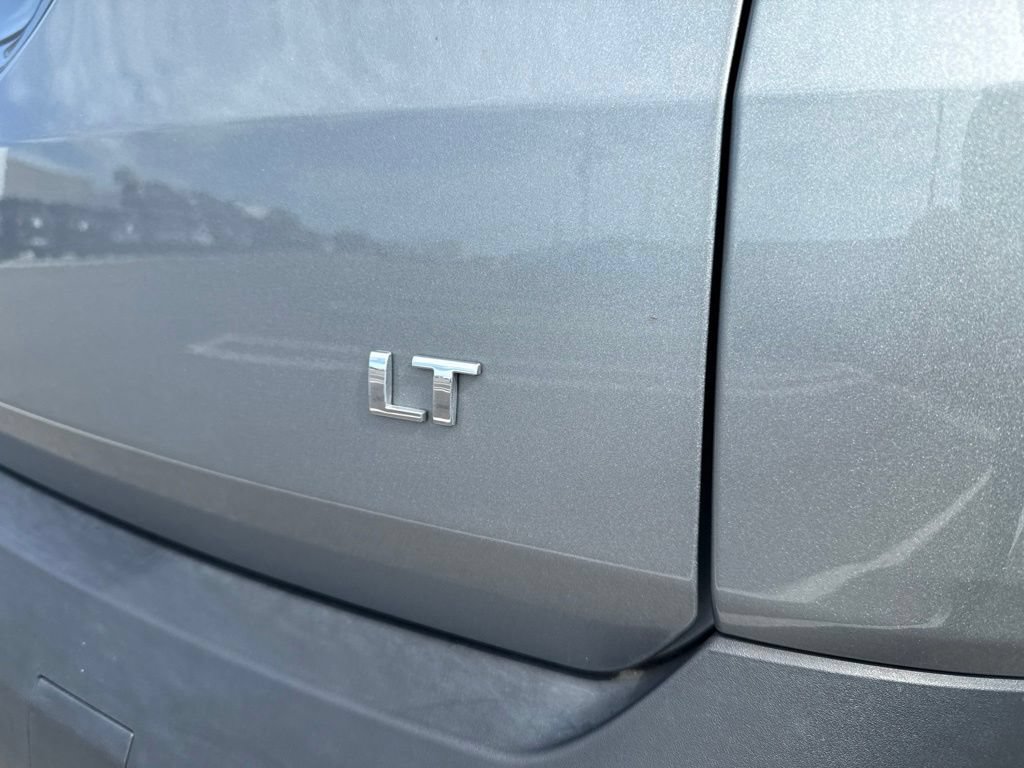 Used 2023 Chevrolet Traverse LT FWD image 20