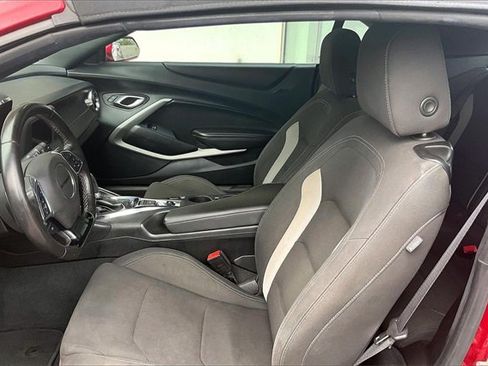 Used 2023 Chevrolet Camaro LT image 23