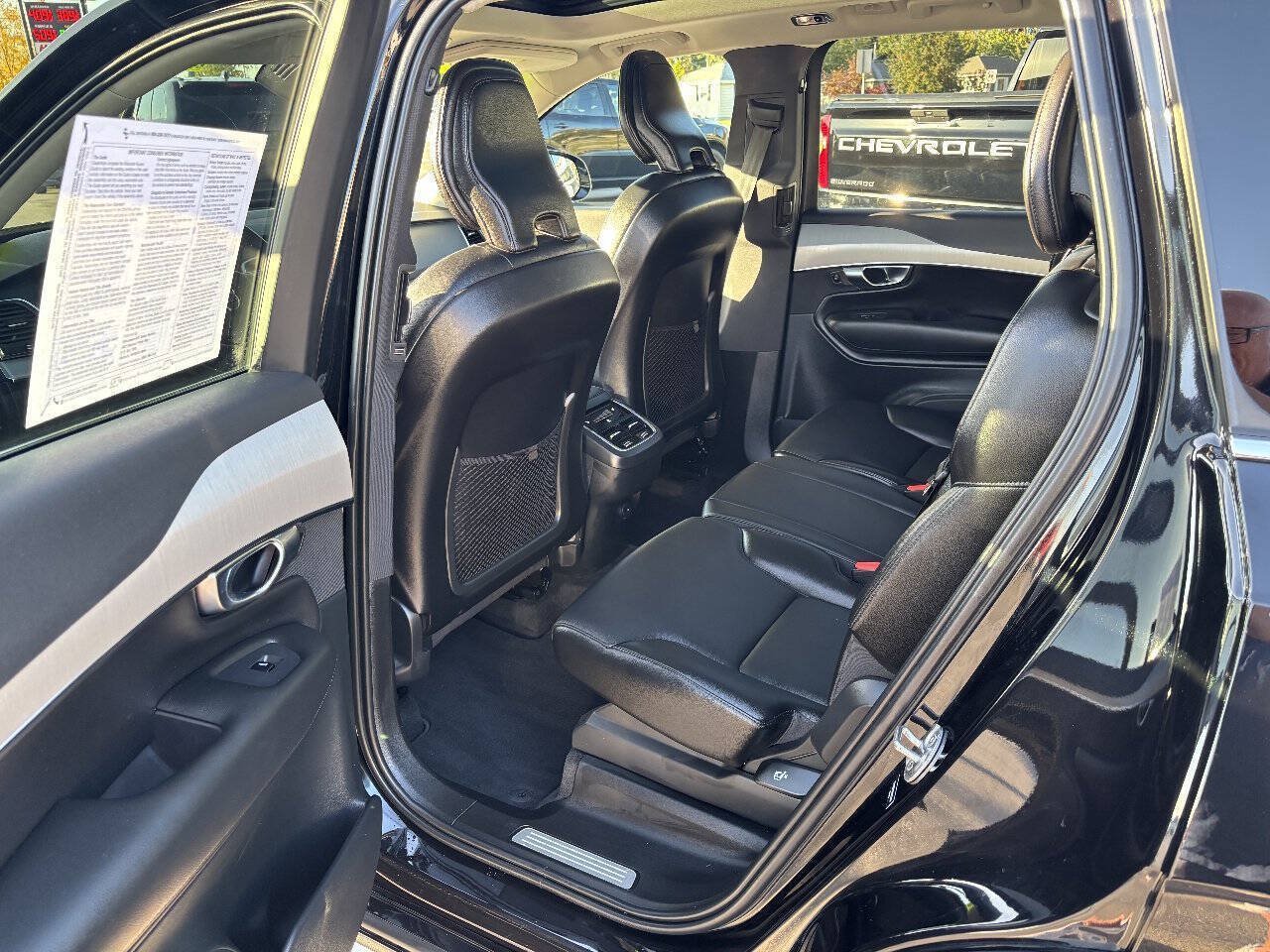 Used 2022 Volvo XC90 T5 Momentum AWD/4WD image 19