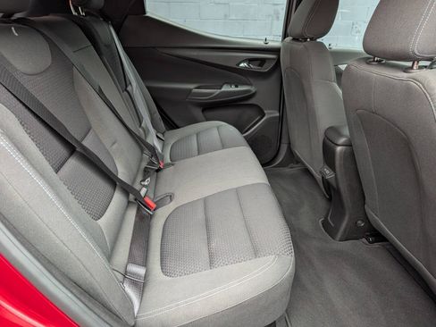 Used 2023 Chevrolet Bolt EUV LT FWD image 9