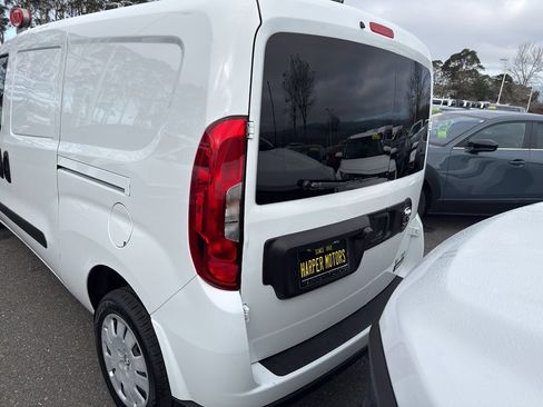 Used 2021 RAM ProMaster City Tradesman SLT image 5