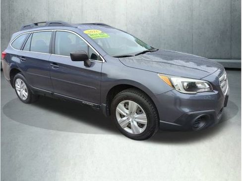 Used 2016 Subaru Outback 2.5i image 8