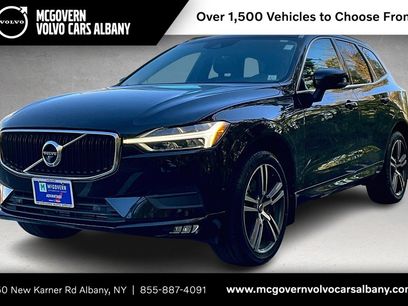 Used 2018 Volvo XC60 T6 Momentum w/ Advanced Package