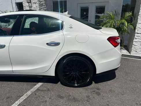 Used 2016 Maserati Ghibli S image 11