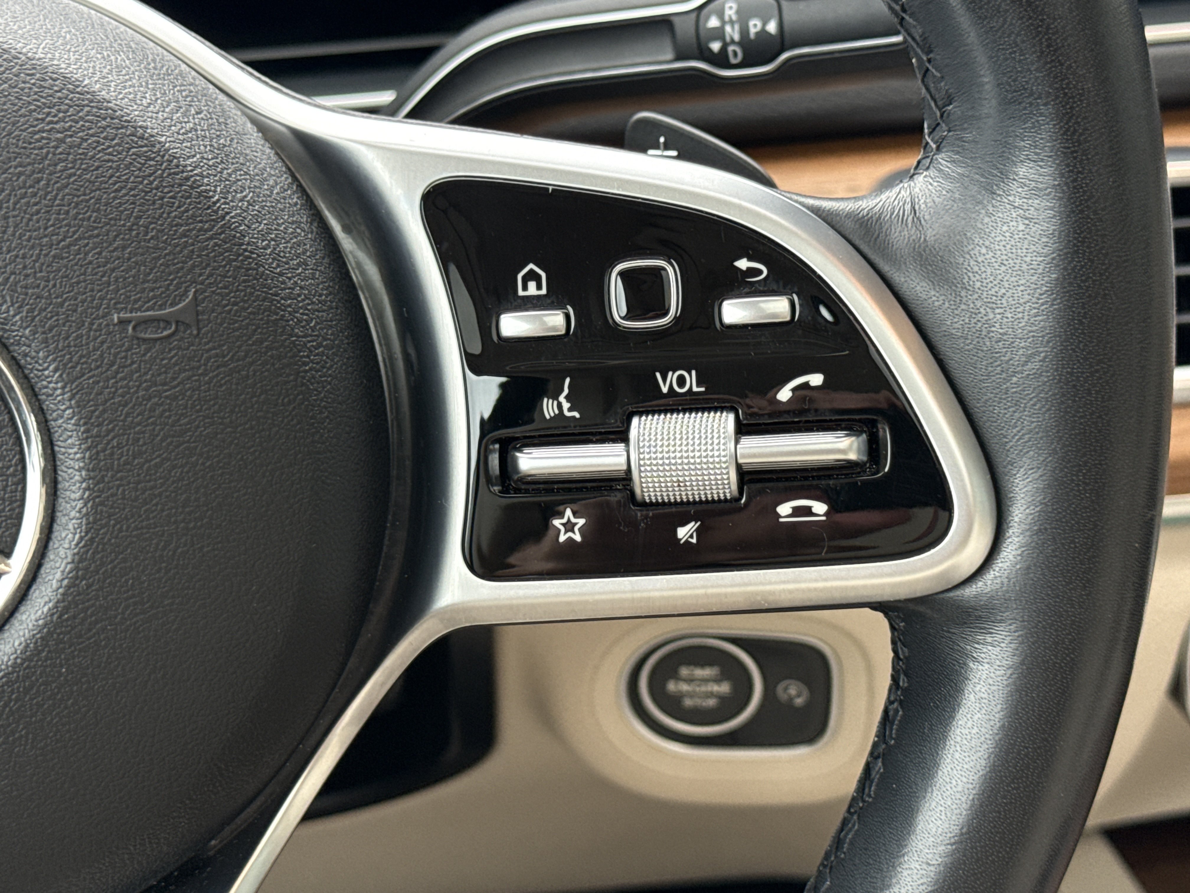 Certified 2022 Mercedes-Benz GLS 450 4MATIC image 35