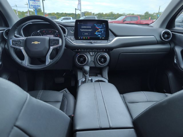 Used 2024 Chevrolet Blazer LT w/ Sound & Technology Package FWD image 15