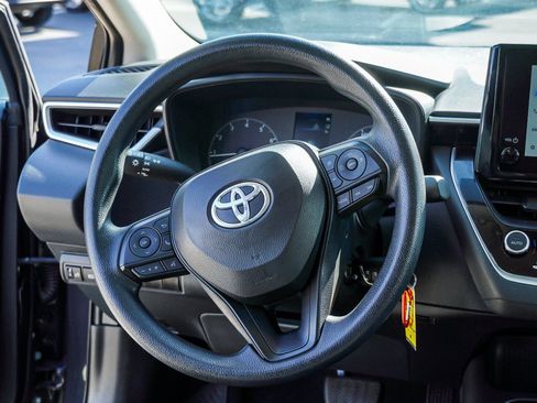 Used 2024 Toyota Corolla LE FWD image 30