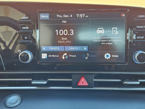 Certified 2022 Hyundai Elantra SEL w/ Convenience Package image 20