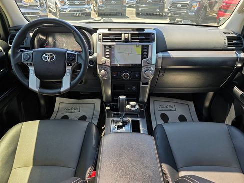 Used 2020 Toyota 4Runner SR5 Premium w/ Moonroof Package AWD/4WD image 3