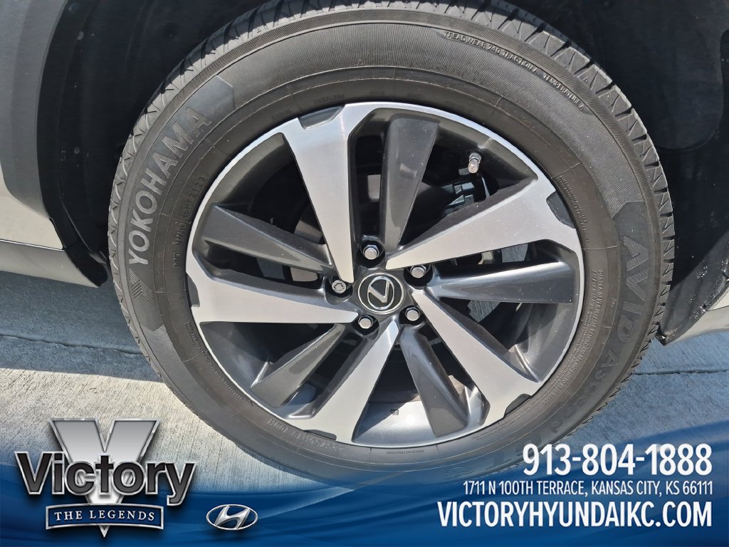 Used 2022 Lexus RX 350L Premium w/ Premium Package AWD/4WD image 27