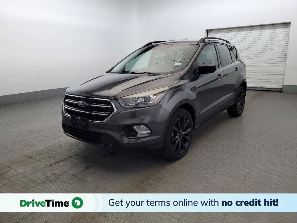 Used 2018 Ford Escape SE w/ SE Sport Appearance Package FWD image 1