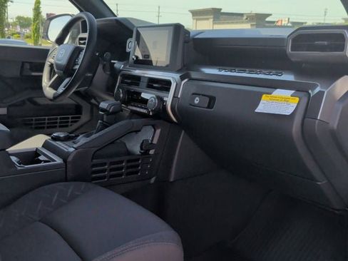 New 2026 Toyota Tacoma SR5 AWD/4WD image 28