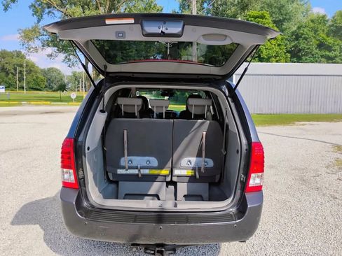 Used 2014 Kia Sedona EX image 28
