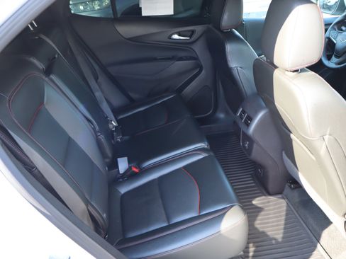 Used 2024 Chevrolet Equinox RS w/ RS Leather Package AWD/4WD image 35