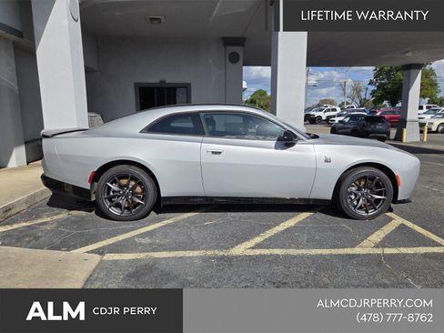 New 2026 Dodge Charger Scat Pack w/ Blacktop Package AWD/4WD image 10