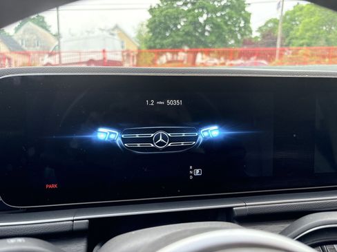 Used 2020 Mercedes-Benz GLE 350 4MATIC image 22
