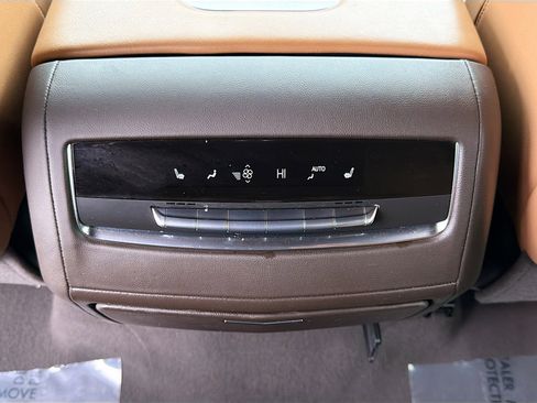 Used 2023 Cadillac Escalade ESV Premium Luxury w/ Performance Package image 21