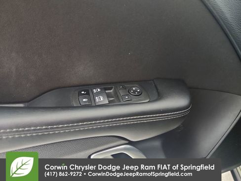 Used 2022 Dodge Challenger R/T image 20