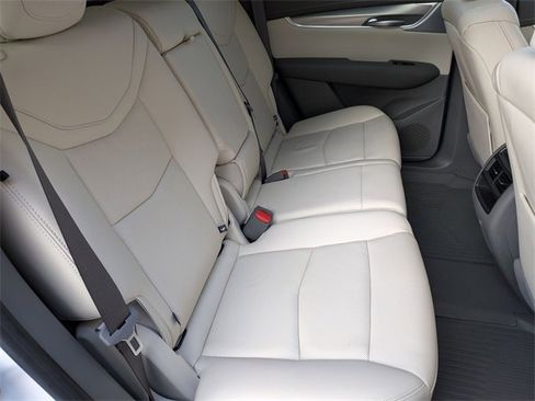 Certified 2023 Cadillac XT5 Premium Luxury w/ LPO, Floor Liner Package image 24