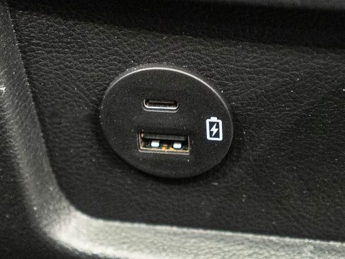 Used 2022 Ford Edge ST w/ Equipment Group 401A image 35