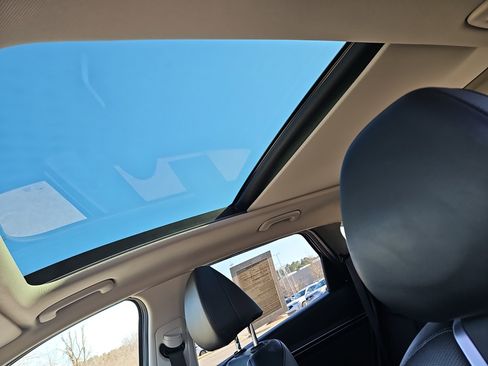 Used 2022 Hyundai Tucson Limited image 28