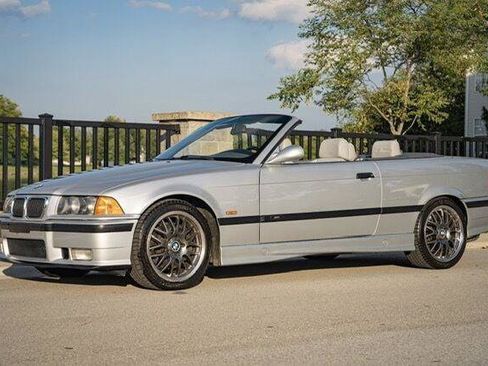 Used 1999 BMW M3 Convertible image 1