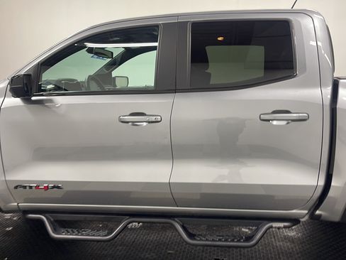 Used 2024 GMC Canyon AT4X AWD/4WD image 15