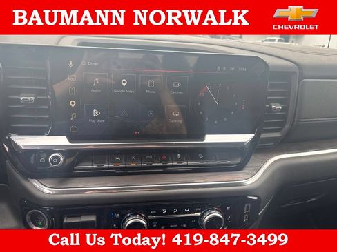 Used 2023 GMC Sierra 1500 SLT w/ SLT Premium Package AWD/4WD image 32