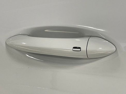 Used 2025 Chevrolet TrailBlazer LT w/ LT Cold Weather Package image 16