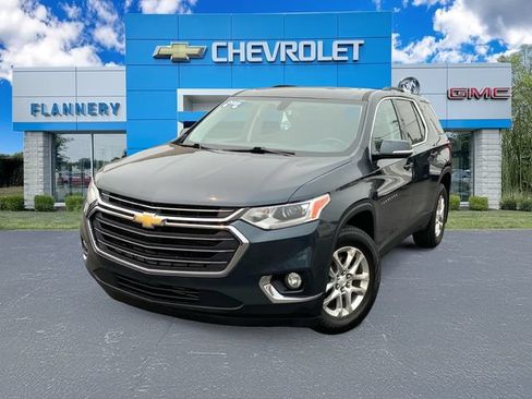 Used 2018 Chevrolet Traverse LT w/ LPO, Floor Liner Package AWD/4WD image 1