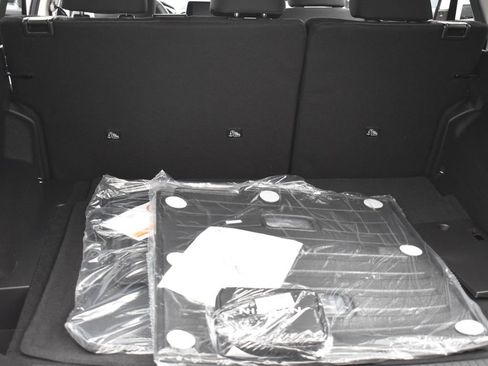 New 2026 Nissan Rogue SV image 18