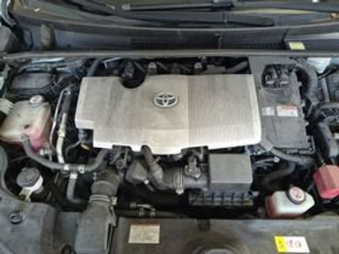 Used 2016 Toyota Prius Two FWD image 9