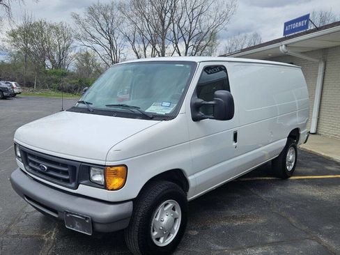Used 2007 Ford E-350 and Econoline 350 Super Duty RWD image 8