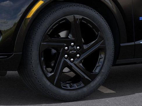 New 2026 Chevrolet Equinox EV RS image 10