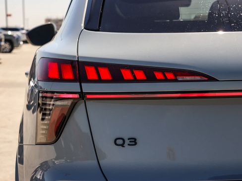 New 2026 Audi Q3 quattro 2.0T AWD/4WD image 12