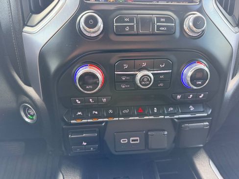 Used 2020 GMC Sierra 1500 SLT w/ SLT Premium Plus Package AWD/4WD image 47