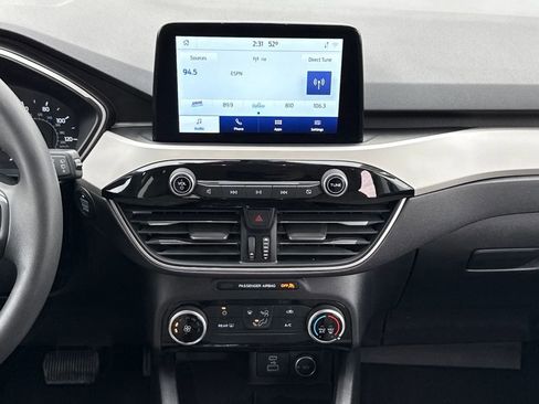 Certified 2021 Ford Escape SE image 12