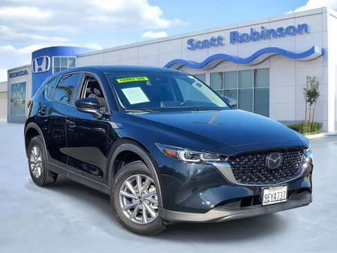 Used 2023 MAZDA CX-5 AWD 2.5 S w/ Preferred Package image 1