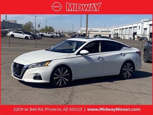 Used 2020 Nissan Altima 2.5 Platinum image 1