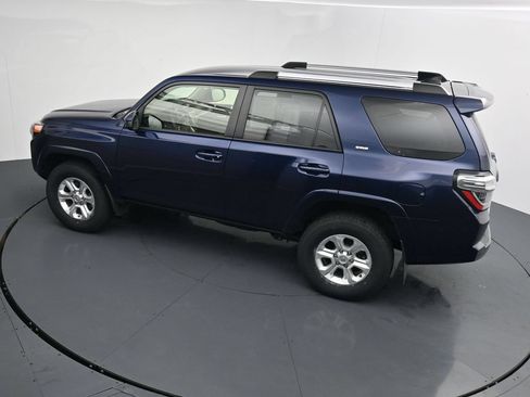 Used 2024 Toyota 4Runner SR5 AWD/4WD image 27