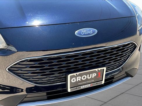 Certified 2021 Ford Escape SEL FWD image 28