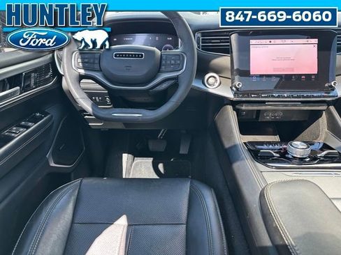 Used 2023 Jeep Wagoneer Series II w/ Convenience Group I image 17