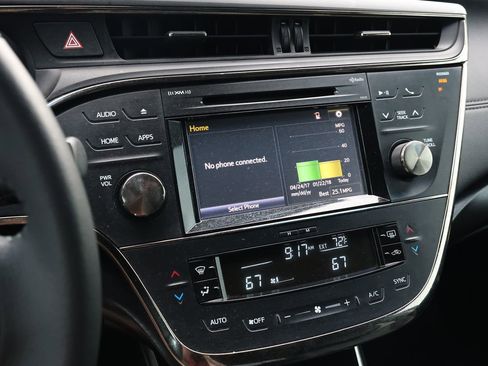 Used 2017 Toyota Avalon XLE w/ Carpet Mat Package FWD image 19