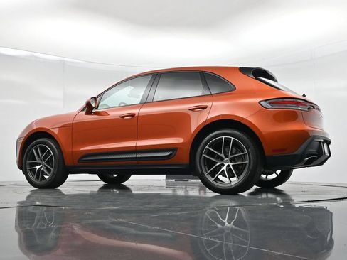 Certified 2024 Porsche Macan AWD/4WD image 26