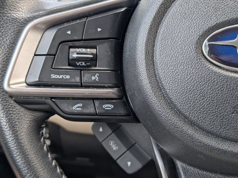 Used 2022 Subaru Ascent Limited AWD/4WD image 16