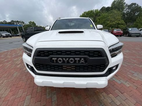 Used 2023 Toyota Tacoma TRD Sport w/ TRD Premium Sport Package AWD/4WD image 22