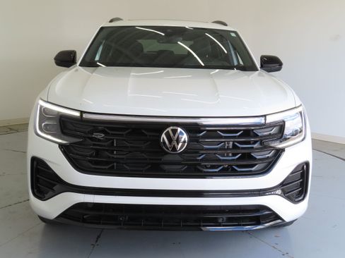 New 2026 Volkswagen Atlas Cross Sport SEL R-Line AWD/4WD image 10