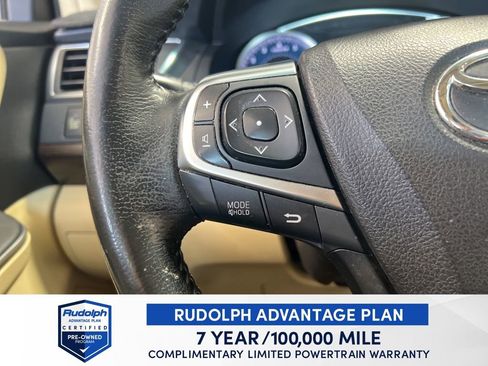 Used 2016 Toyota Camry XLE image 30